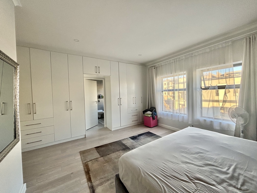 4 Bedroom Property for Sale in Sandown Western Cape
